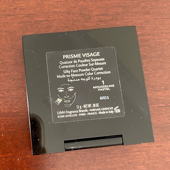 Givenchy powder - Picture 2 of 8